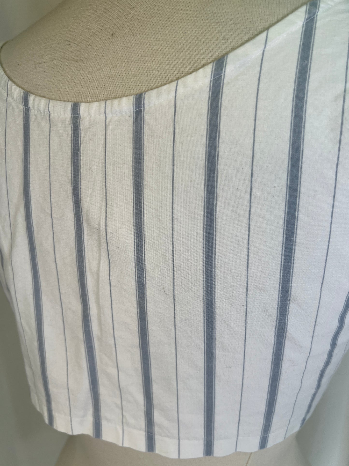 80s Blue and White Striped Crop Top