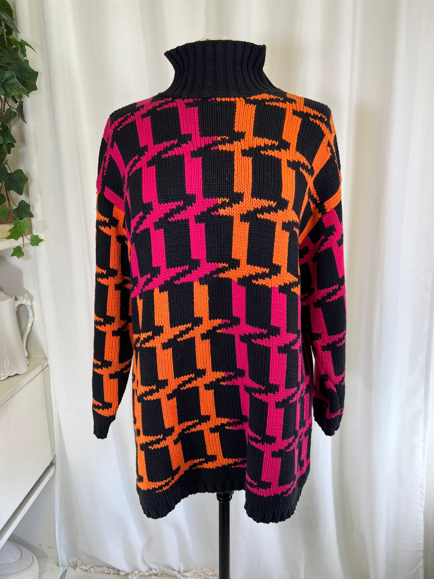 80s New Frontier Neon Orange and Pink Alternating Houndstooth Sweater