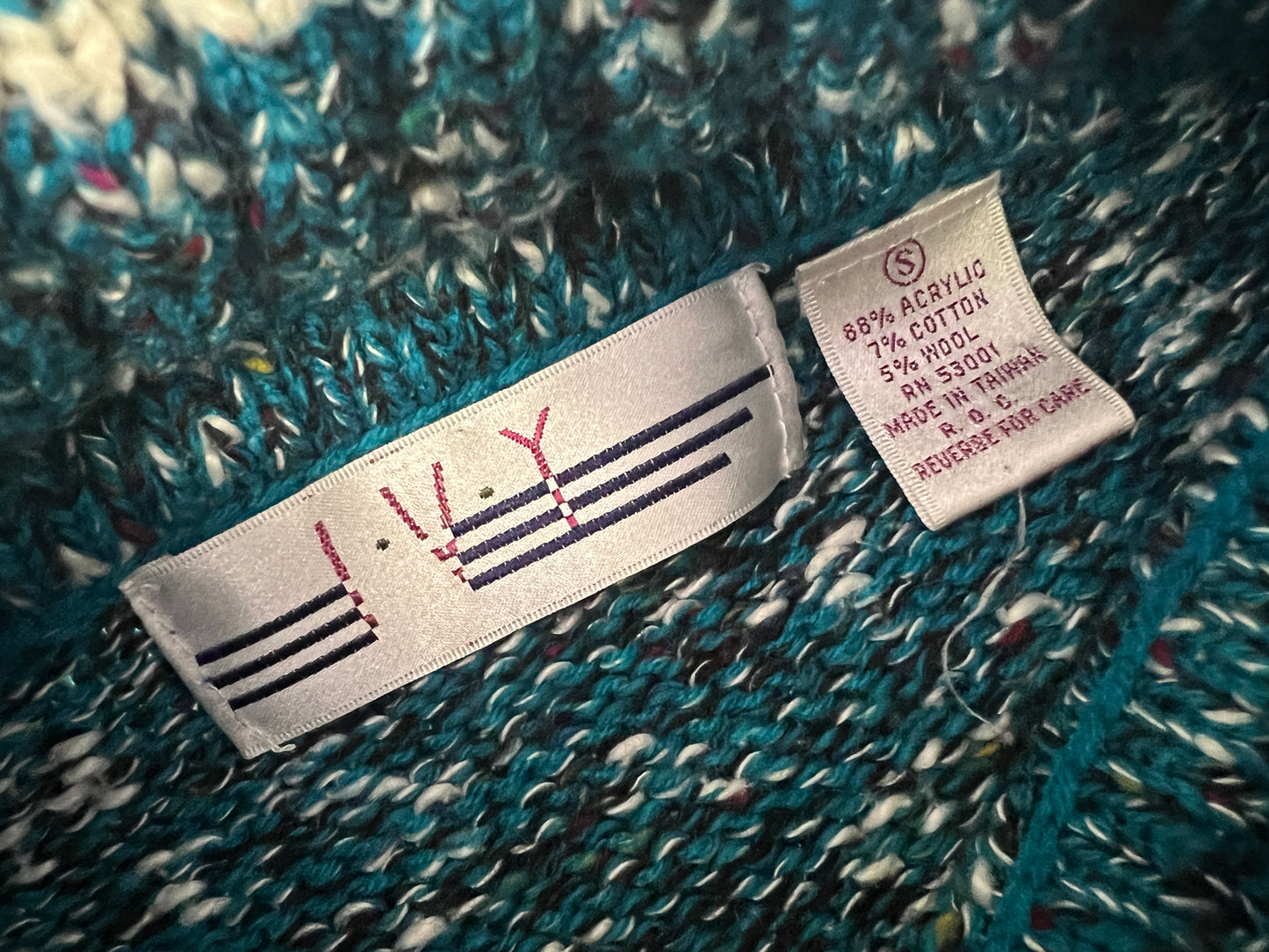 80s Ivy Blue and White Patterned Sweater