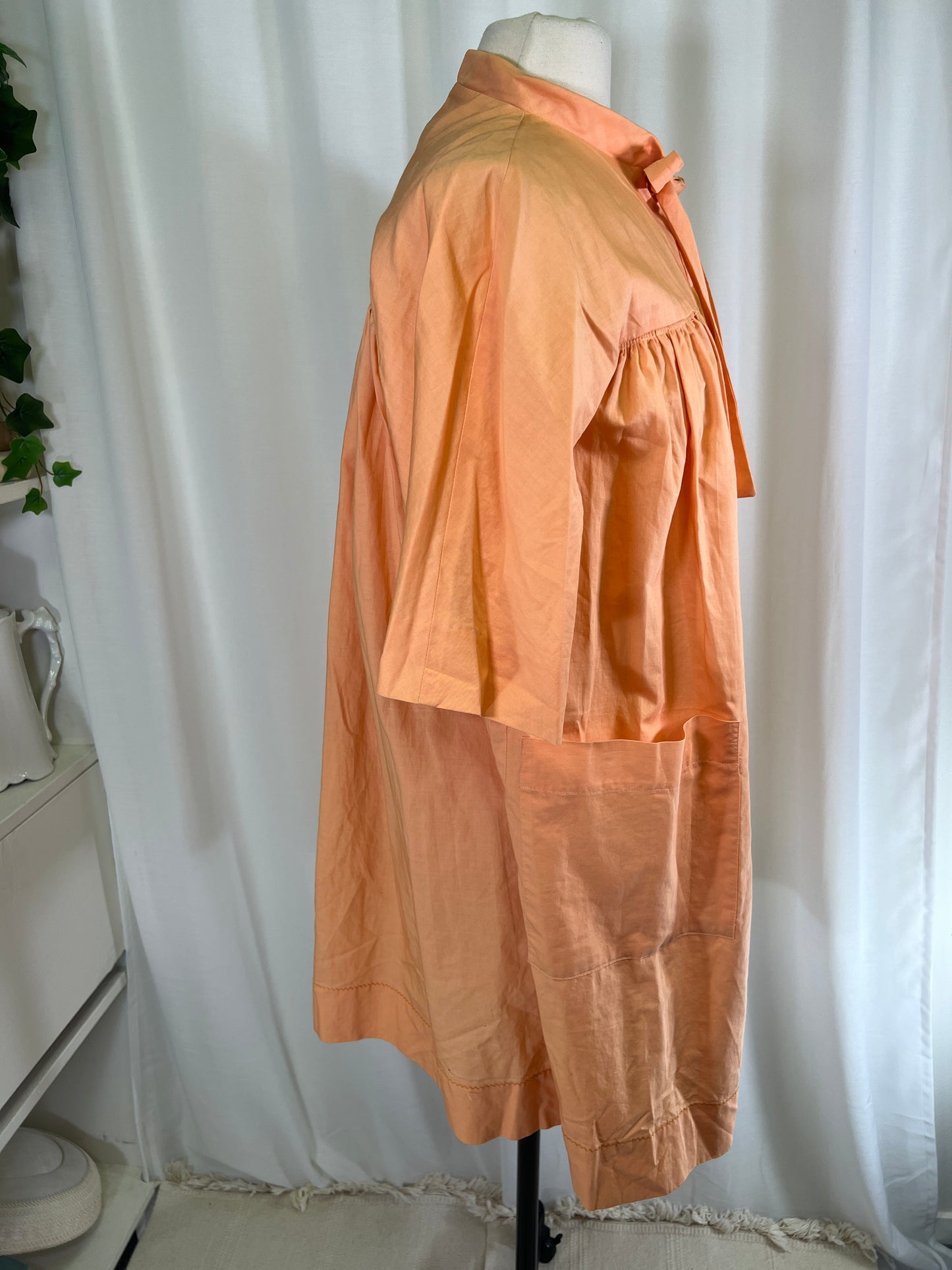 60s Leslie Palmer Peach Pussy Bow Smock Dress