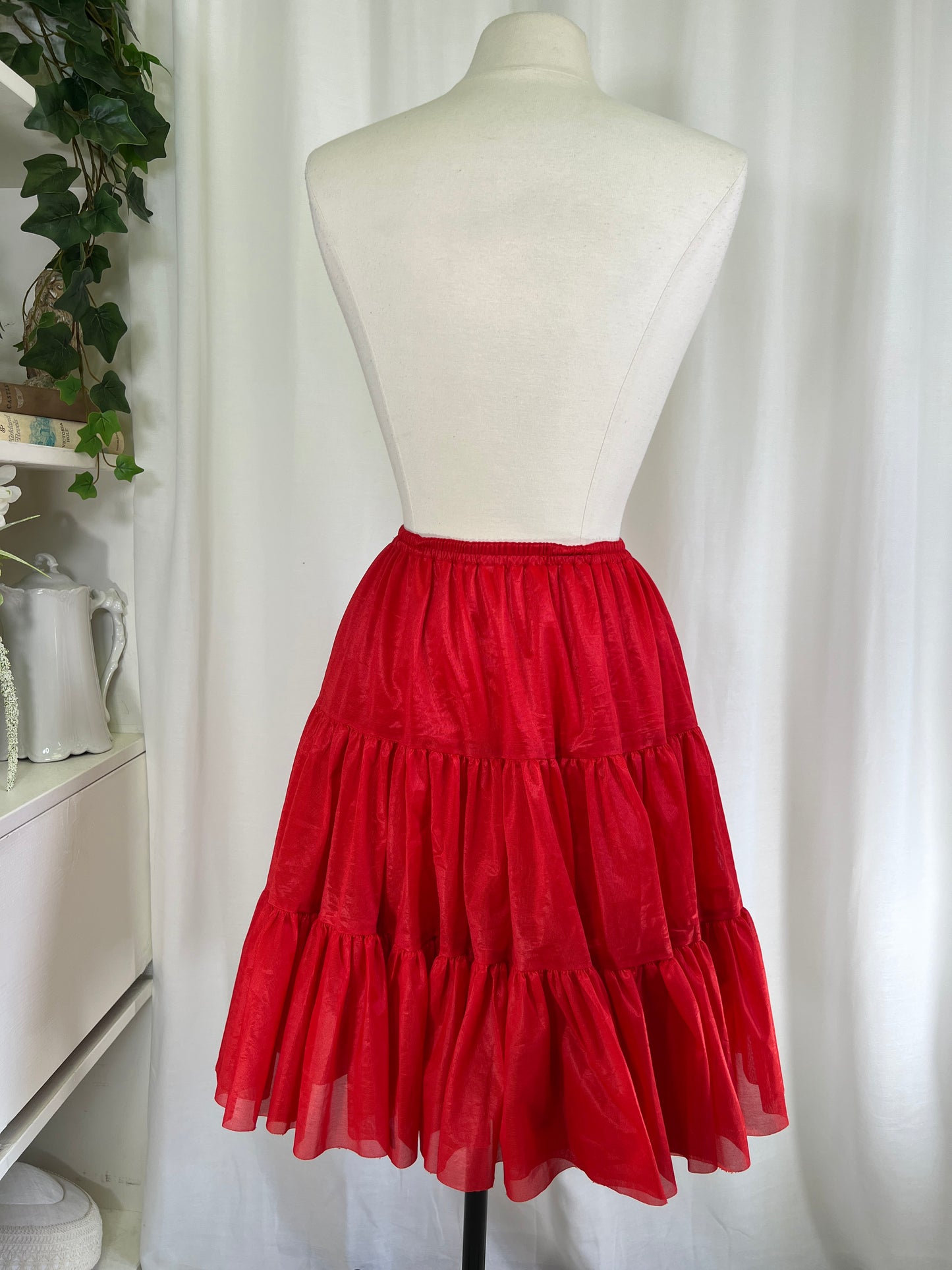 90s Y2K Red Western Square Dancing Skirt Petticoat