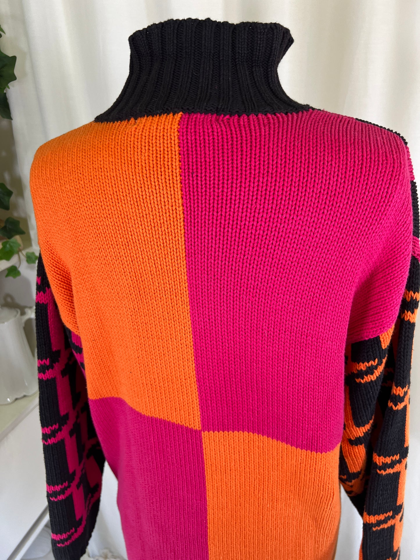 80s New Frontier Neon Orange and Pink Alternating Houndstooth Sweater