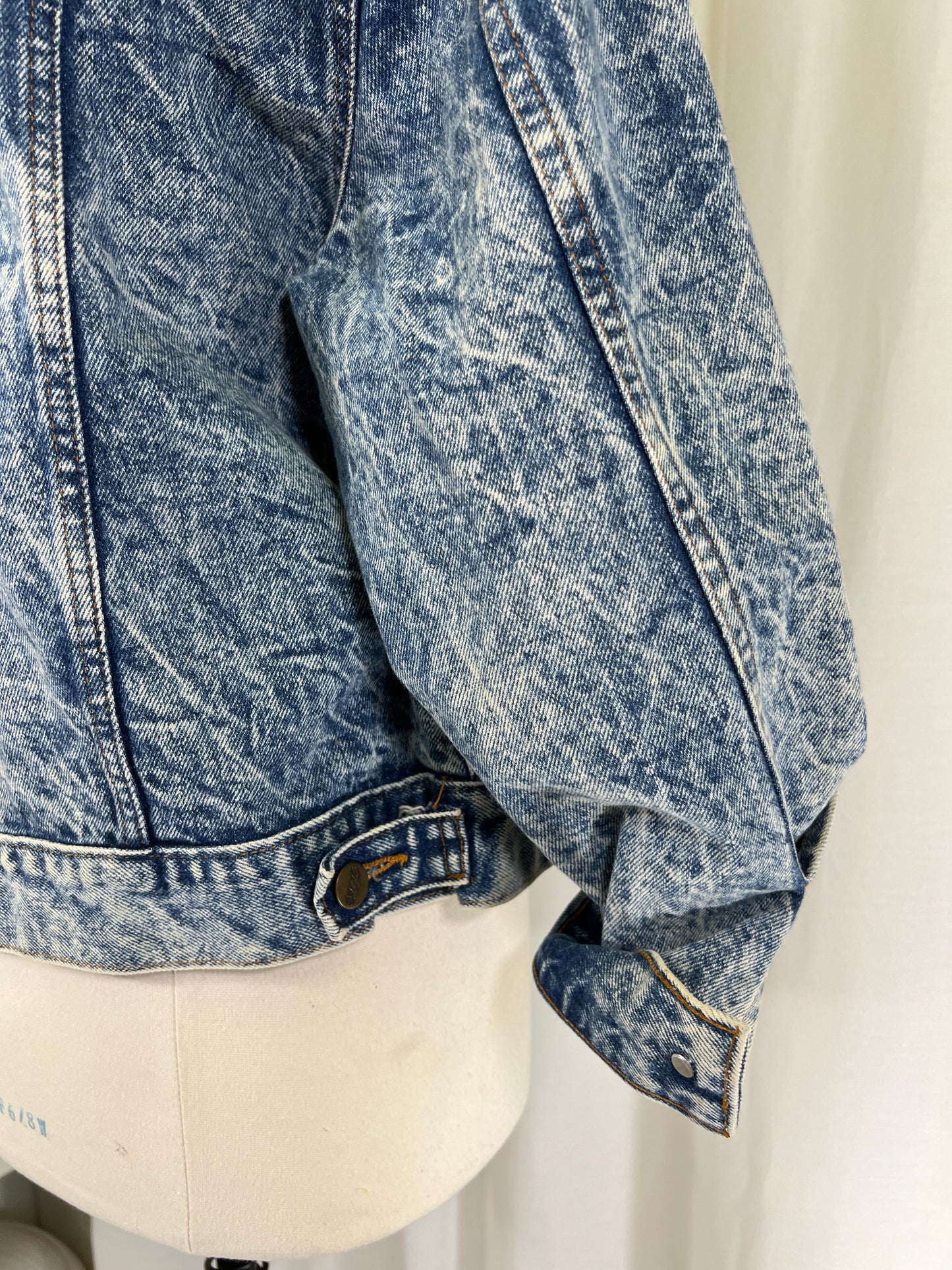 80s Chic Acid Wash Denim Jacket