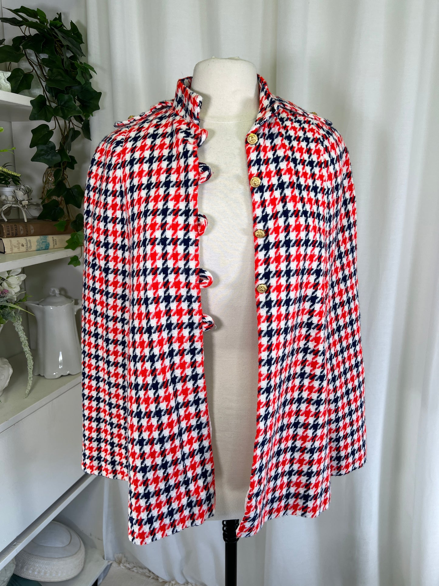 60s Red White and Blue Houndstooth Mod Cape