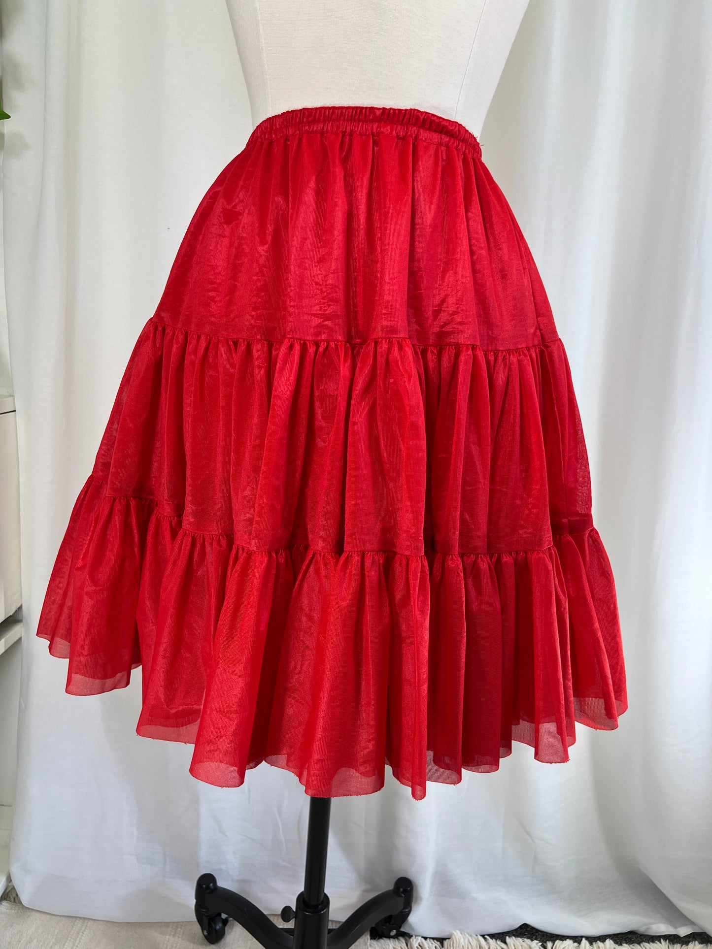 90s Y2K Red Western Square Dancing Skirt Petticoat