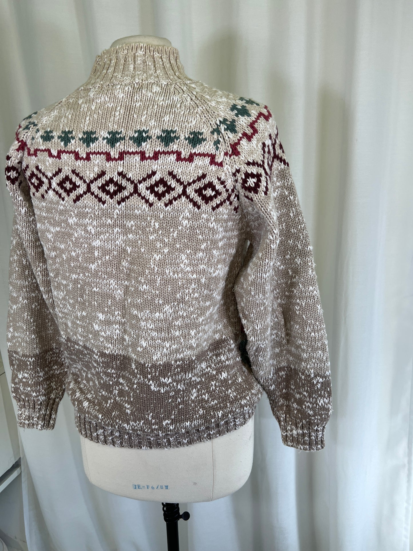 90s Eddie Bauer Cream and Red Roses Patterned Sweater