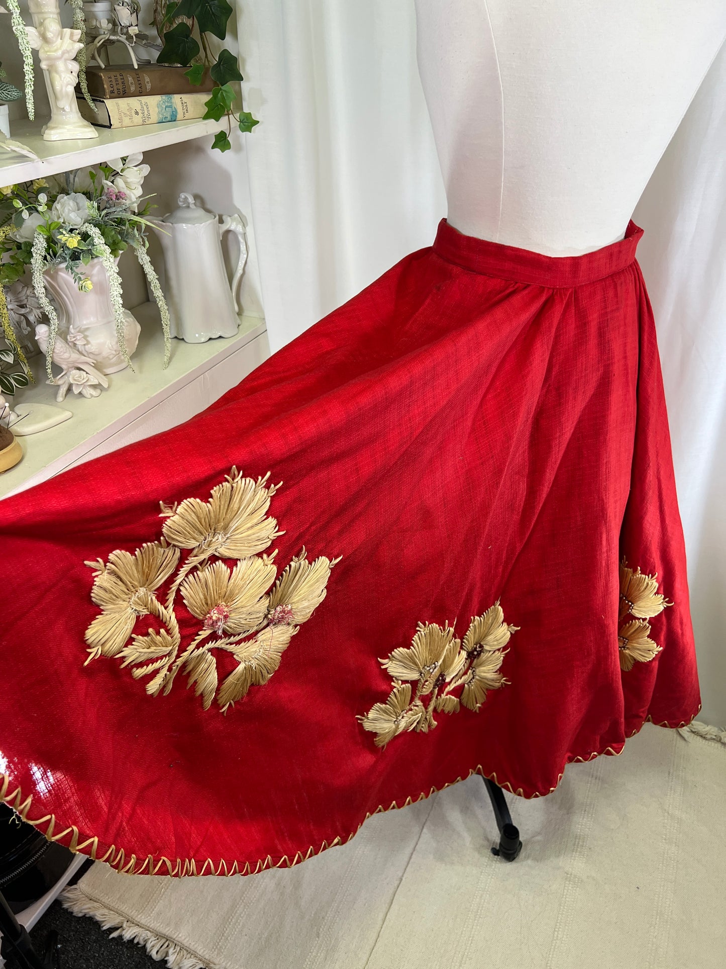 50s Red Mexican Souvenir Raffia Floral Embroidered Circle Skirt