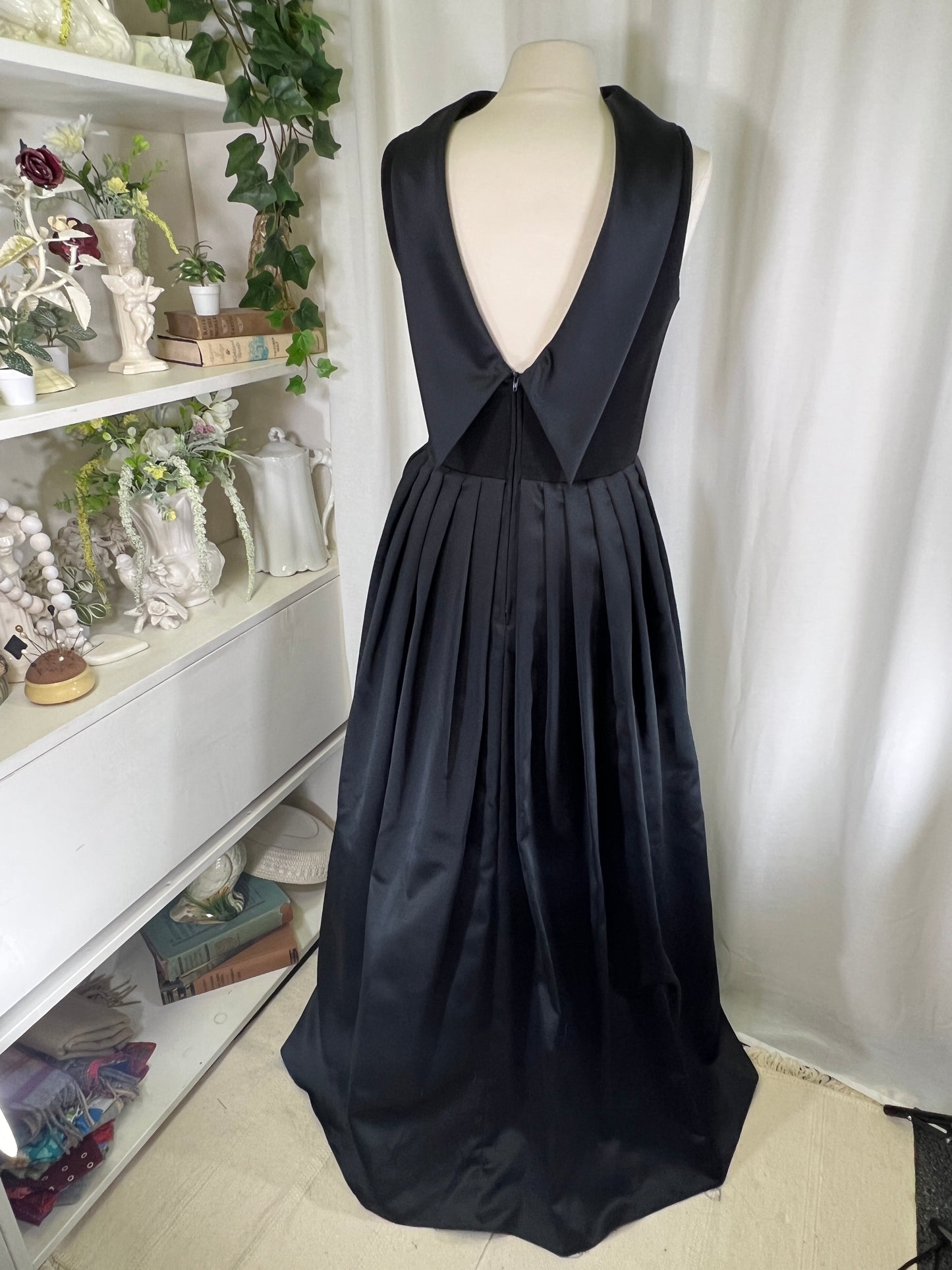 80s Splendiferous Black High Neck Low Back Pleated Maxi Gown