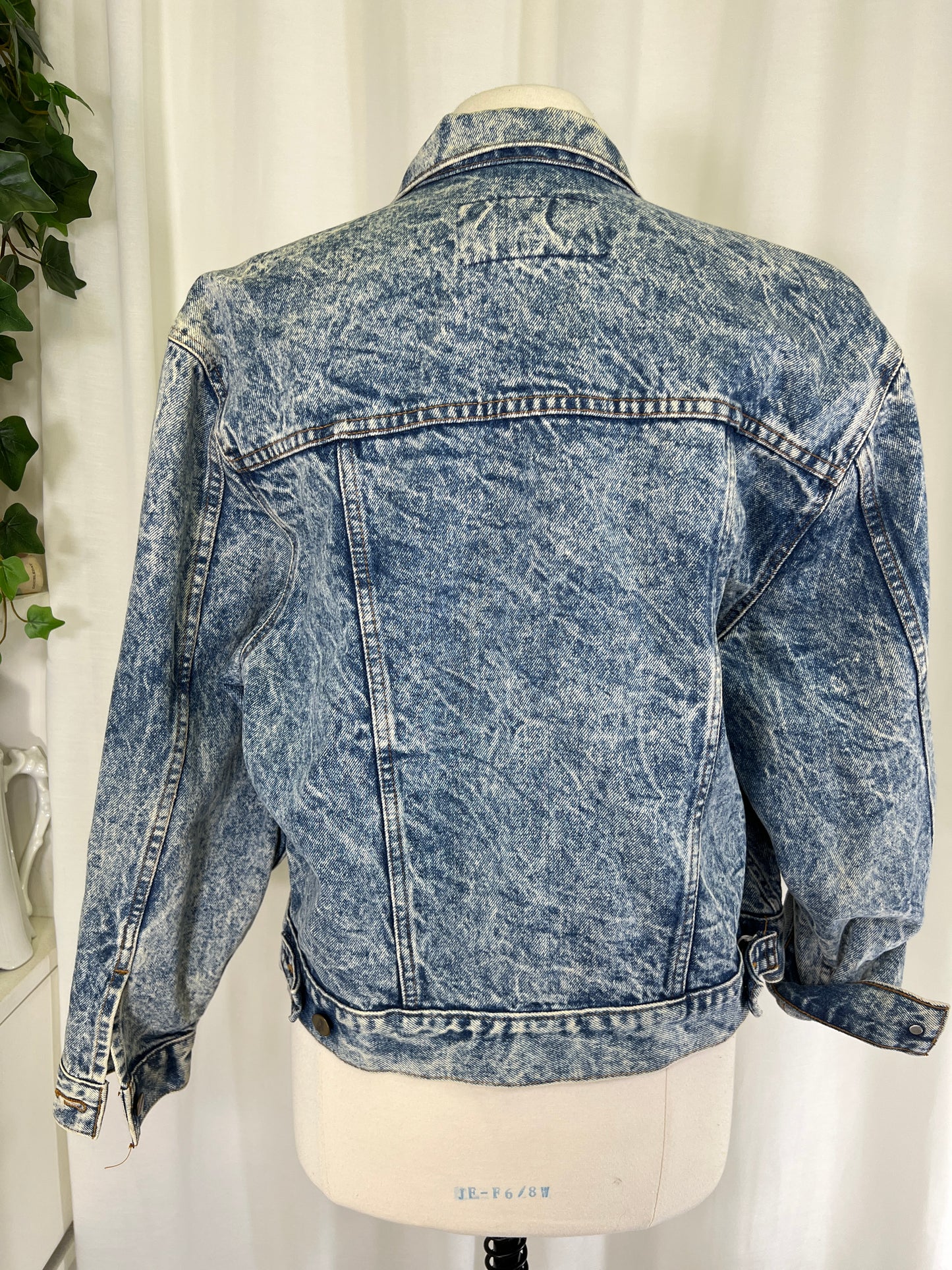 80s Chic Acid Wash Denim Jacket