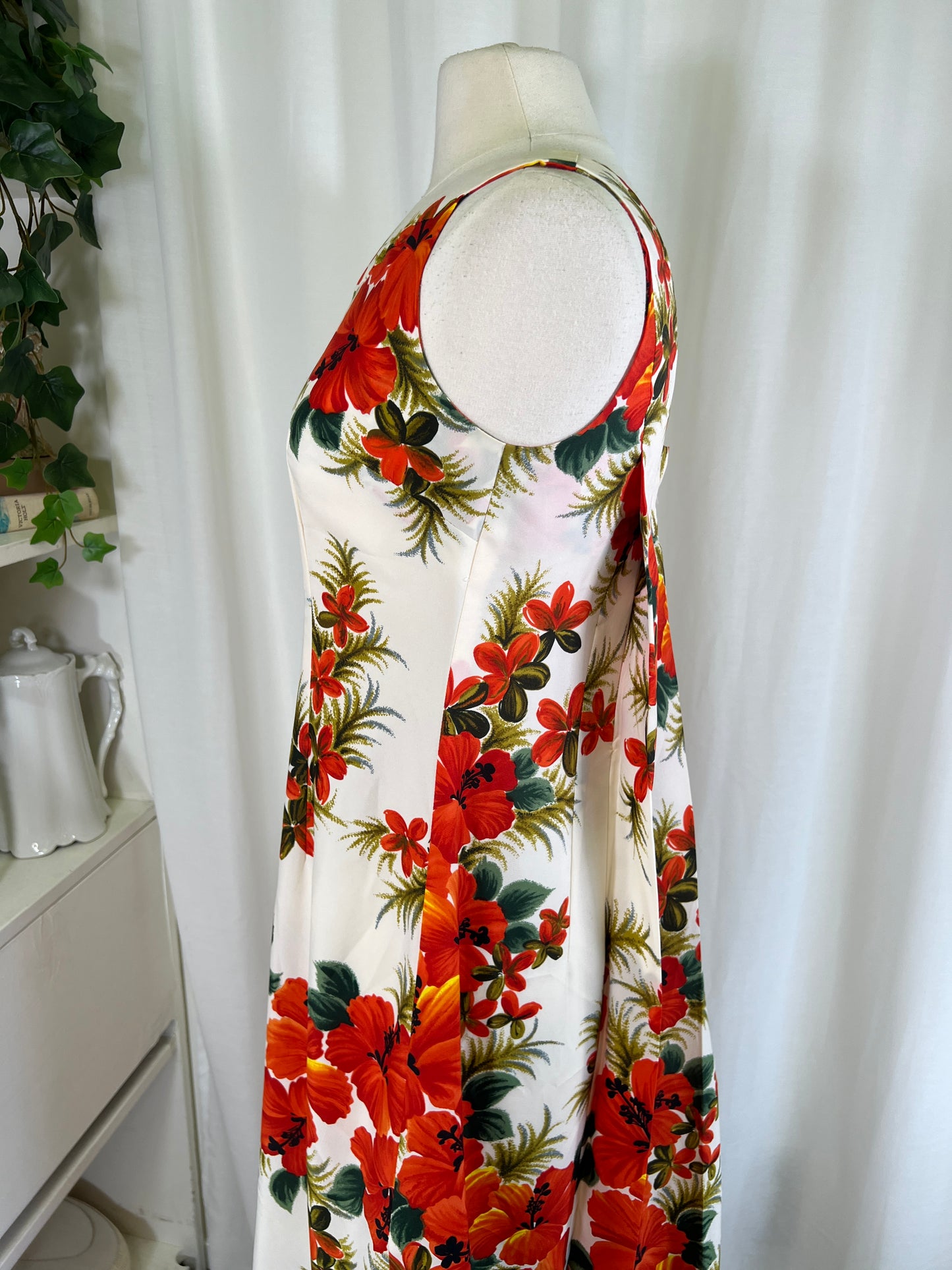 60s Darina Hawaiian Print Train Back Maxi Dress