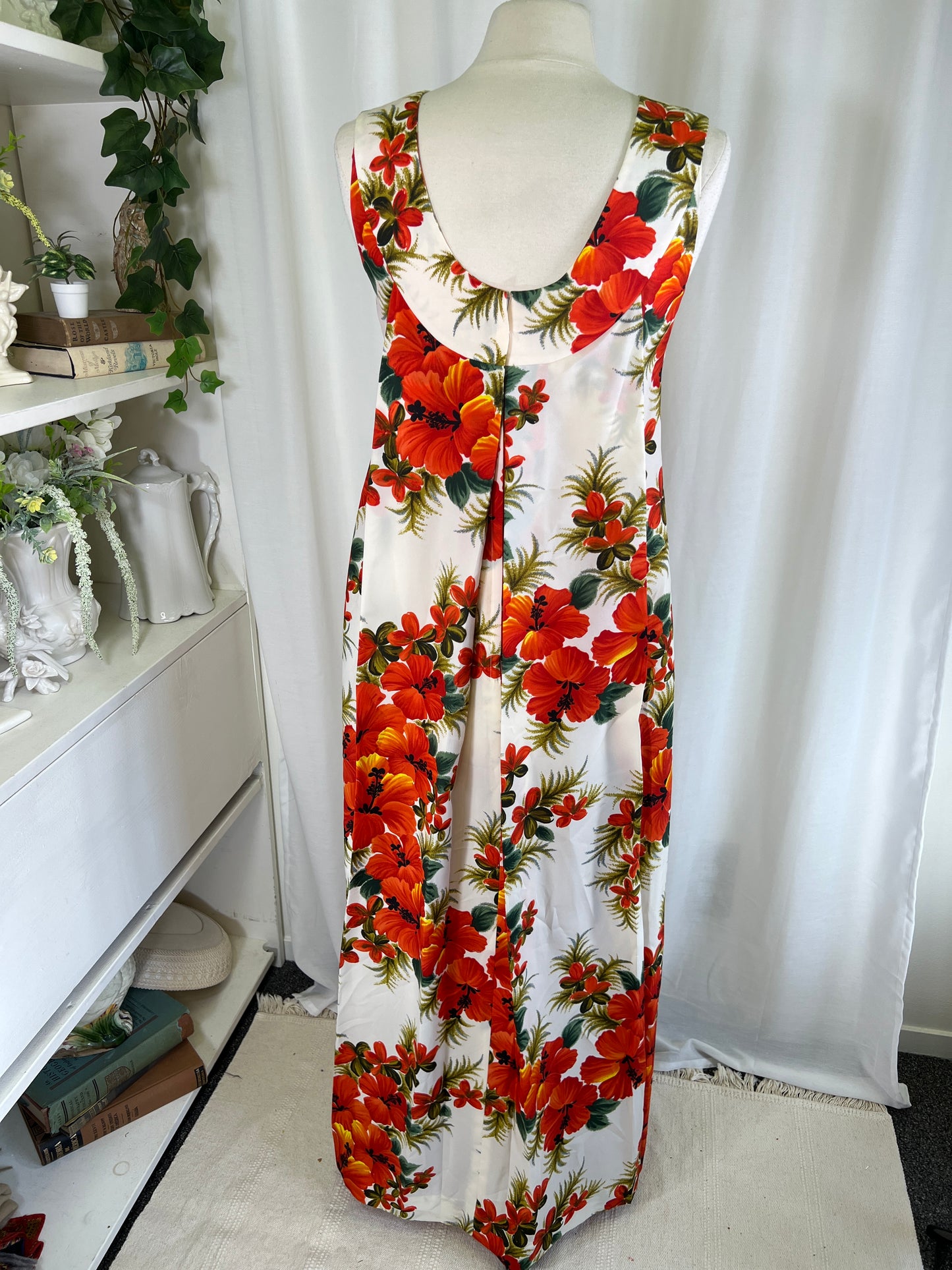 60s Darina Hawaiian Print Train Back Maxi Dress