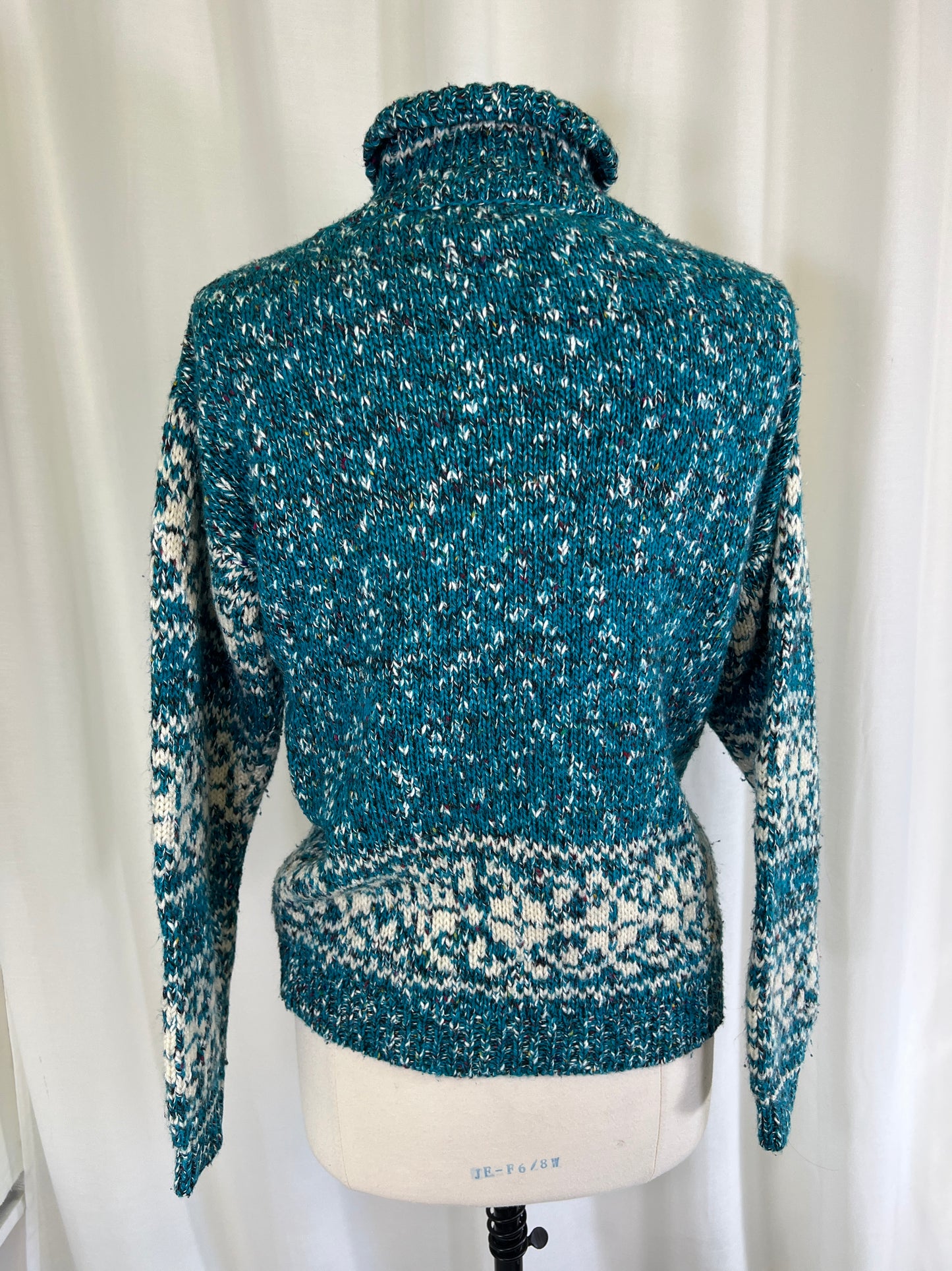 80s Ivy Blue and White Patterned Sweater