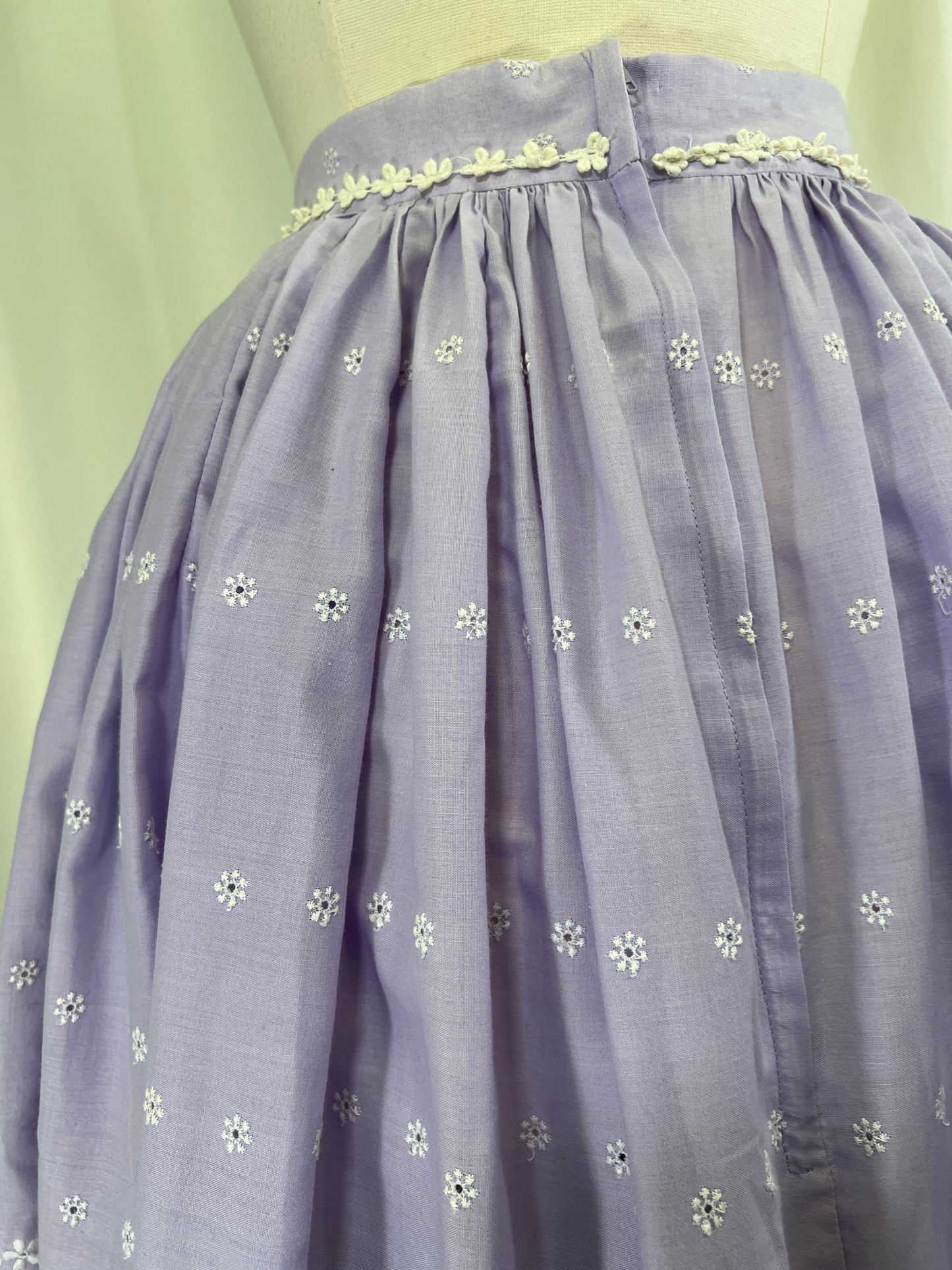 60s Lavender and White Florals Embroidered Circle Skirt