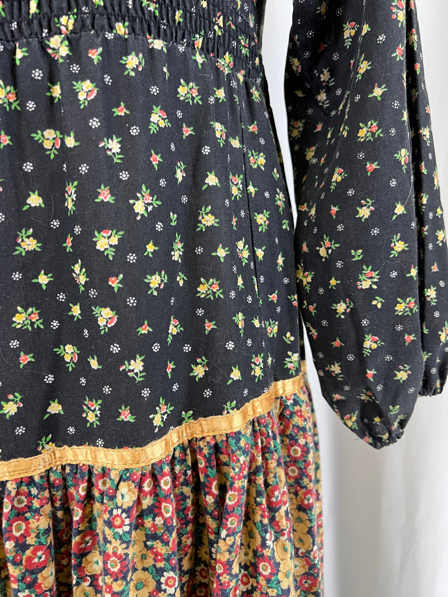 70s Young Edwardian Ditzy Floral Pattern Mixed Midi Dress