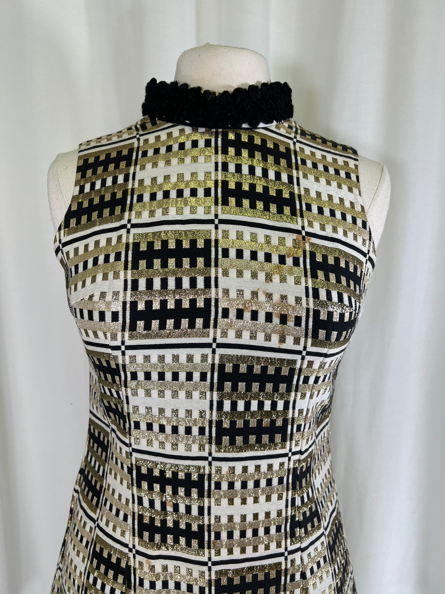 60s Mister Robert Faux Fur Trimmed Geometric Lamé Patterned Mini Dress