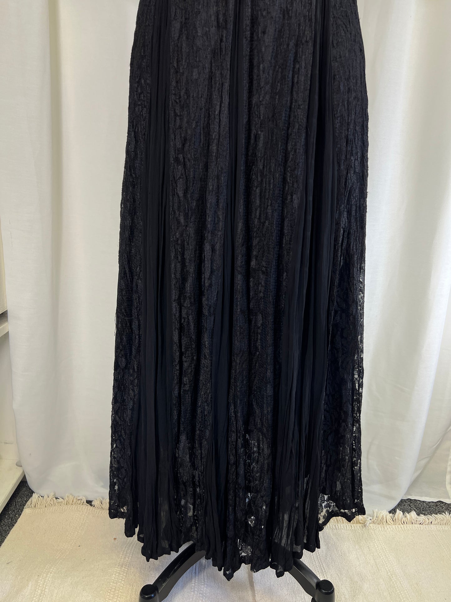 90s Nostalgia Black Lace Maxi Dress