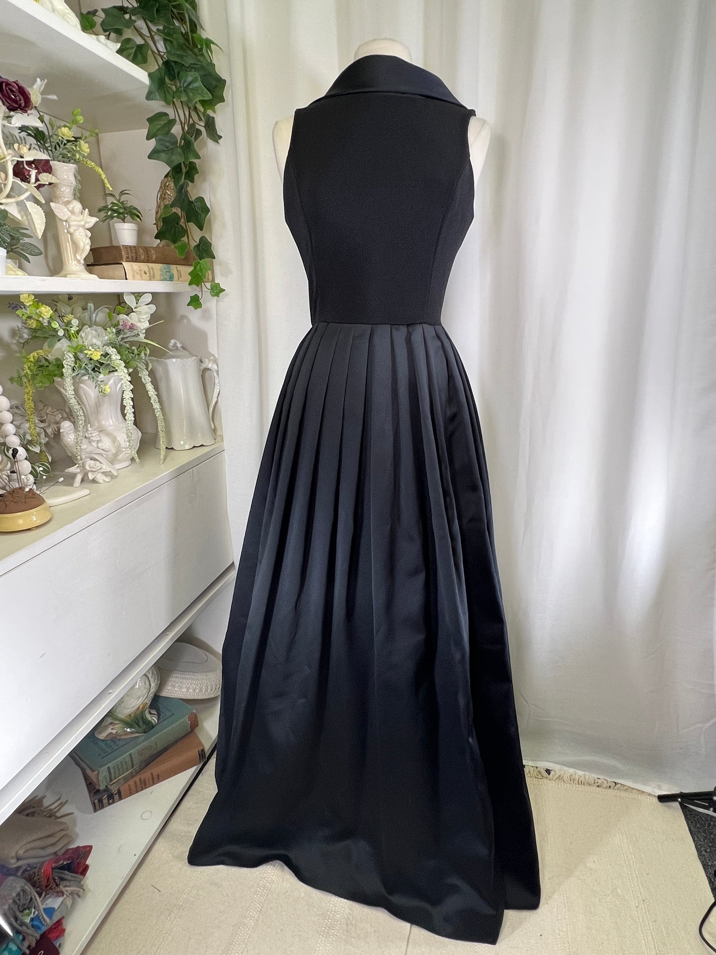 80s Splendiferous Black High Neck Low Back Pleated Maxi Gown