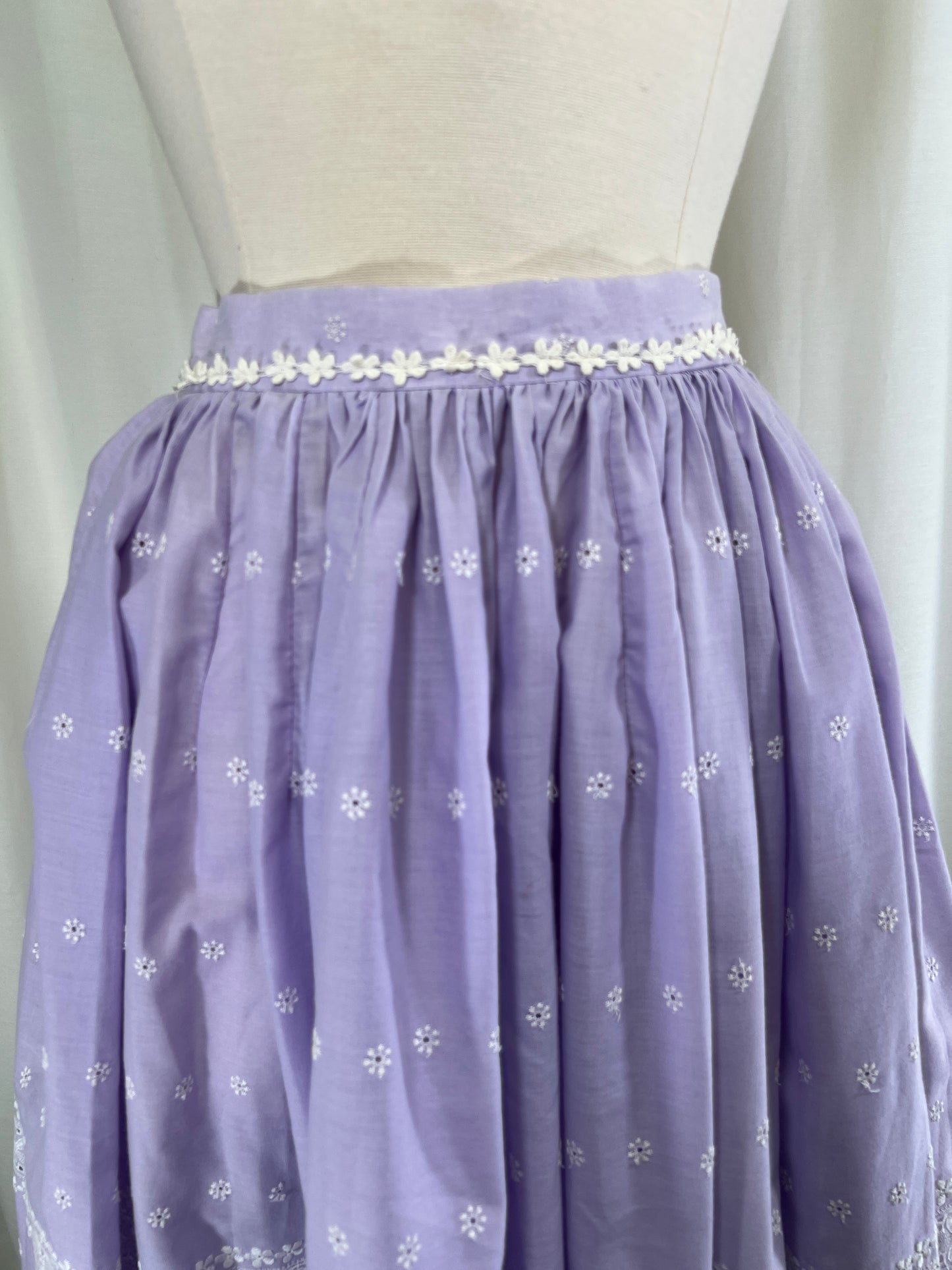 60s Lavender and White Florals Embroidered Circle Skirt