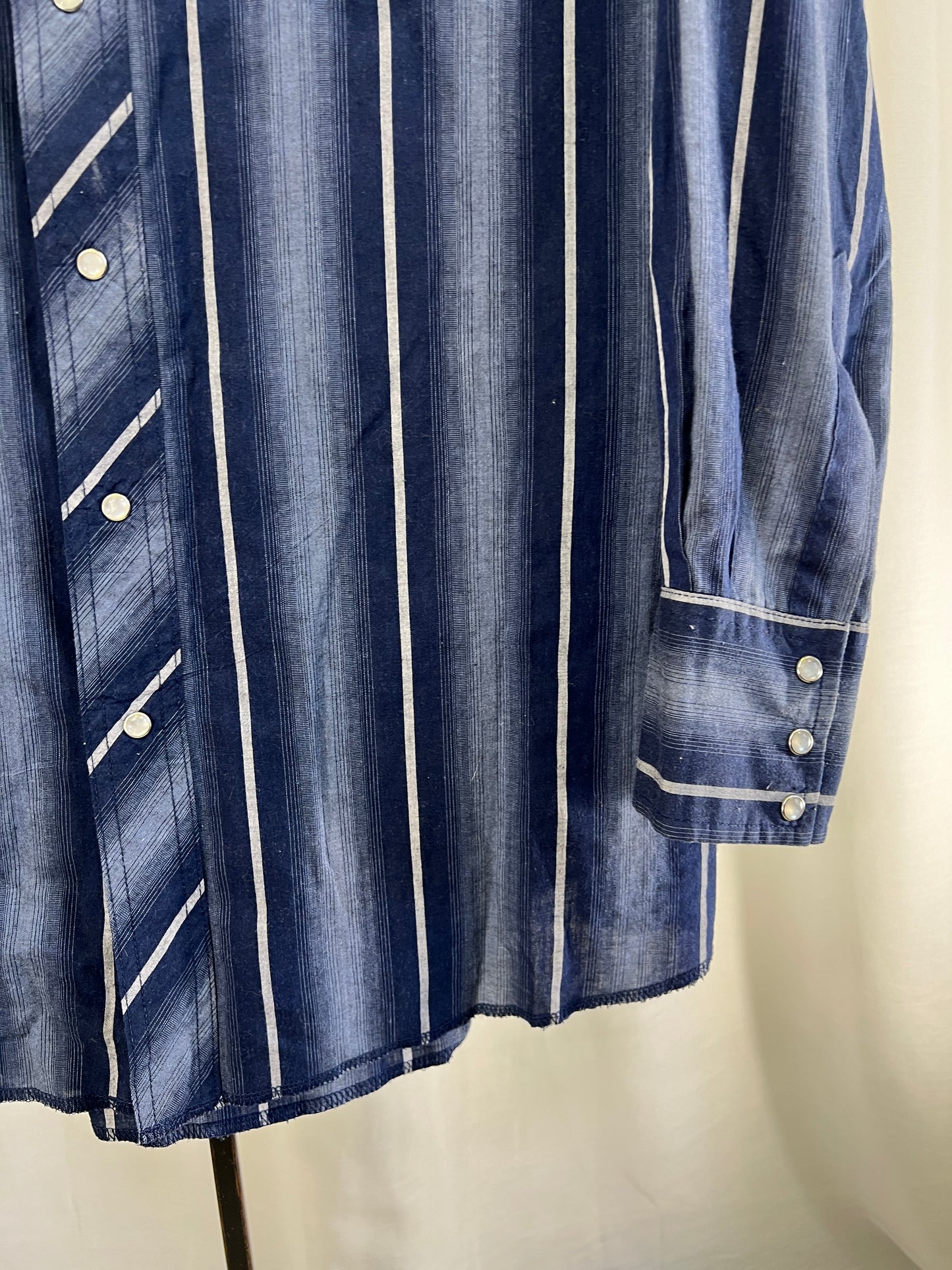 80s Wrangler Blue Striped Pearl Snap Shirt