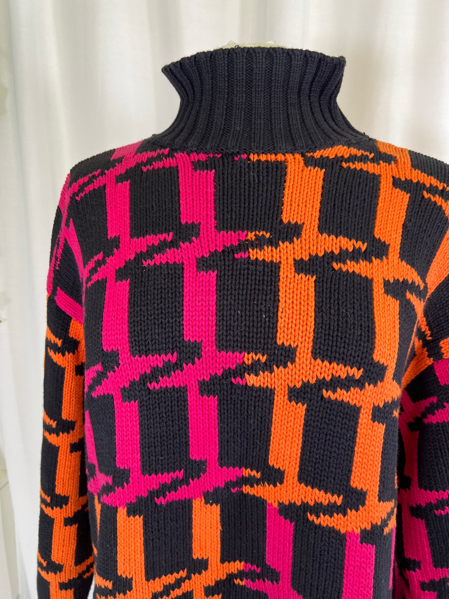 80s New Frontier Neon Orange and Pink Alternating Houndstooth Sweater