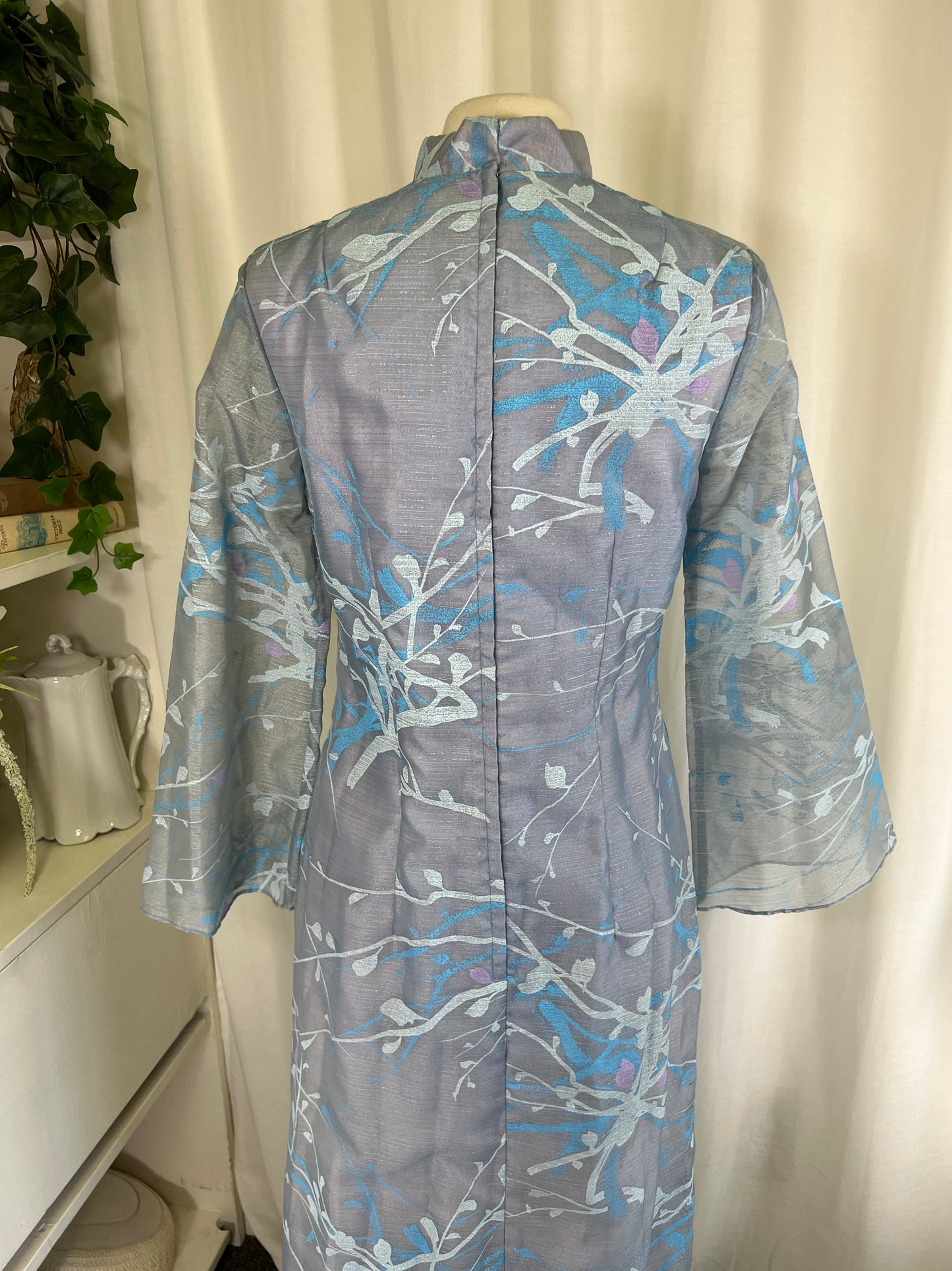 70s Alfred Shaheen Blue Abstract Kimono Dress