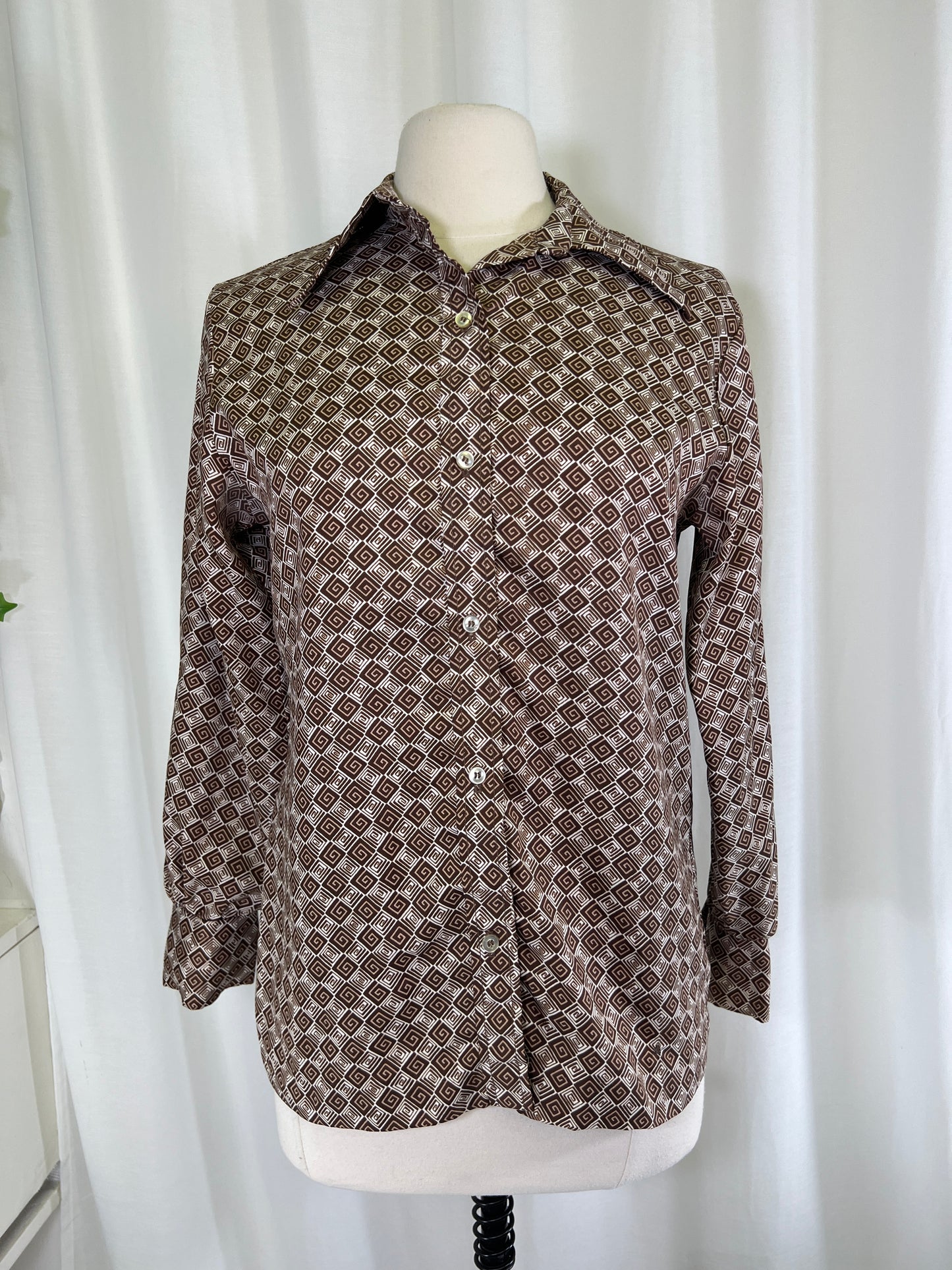 70s Koret of California Brown and White Spirals Dagger Collar Blouse