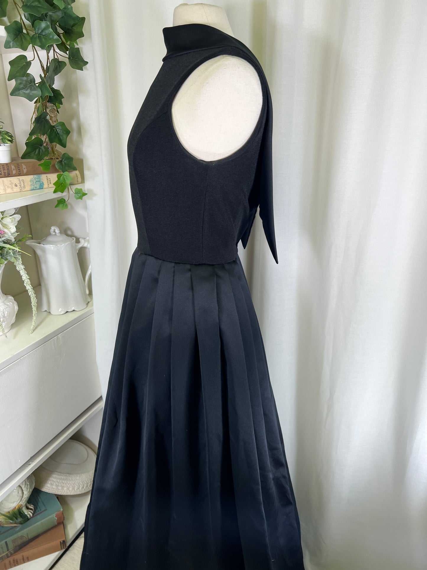 80s Splendiferous Black High Neck Low Back Pleated Maxi Gown