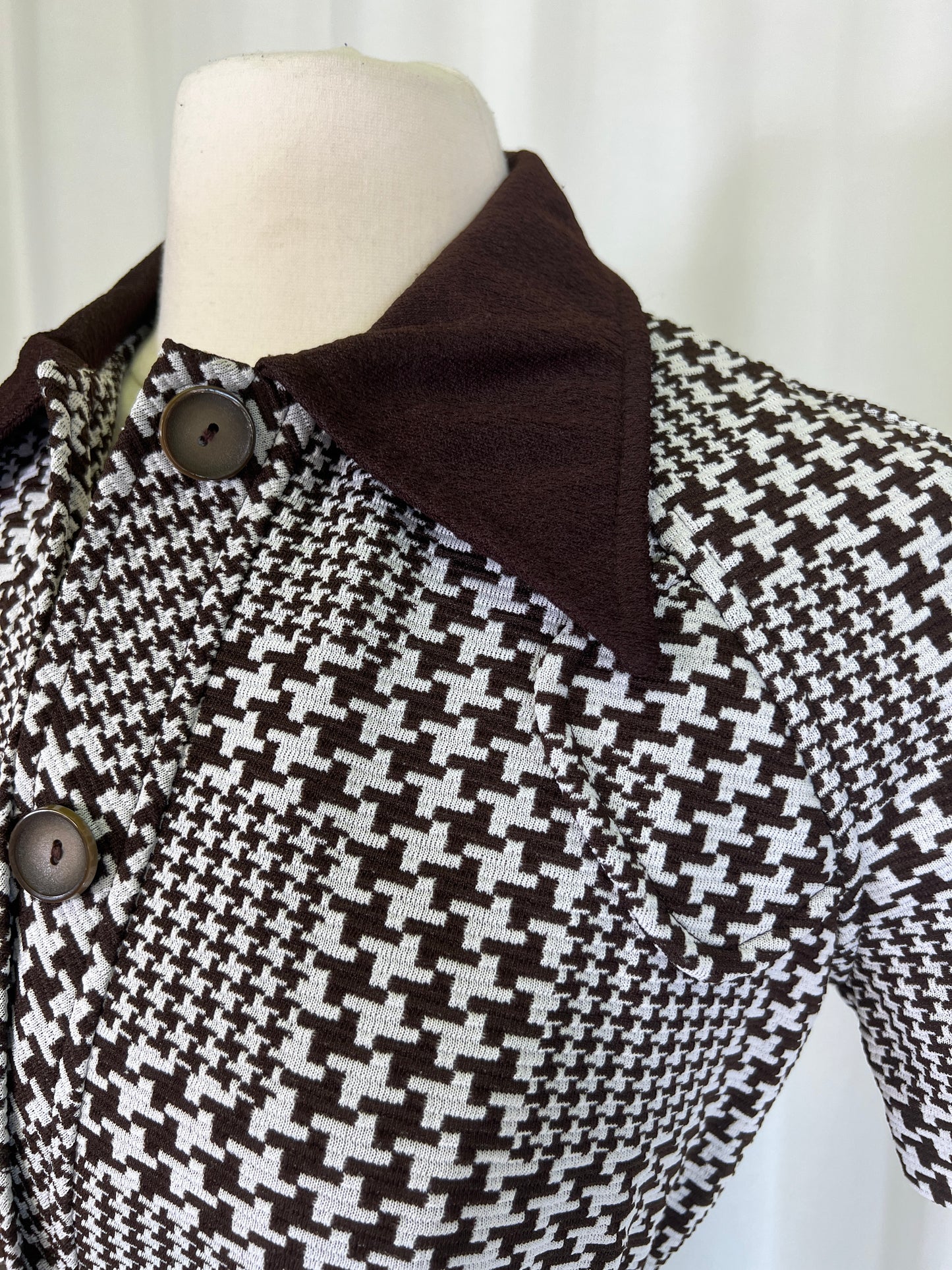 1960's Mod Houndstooth Dagger Collar Dress