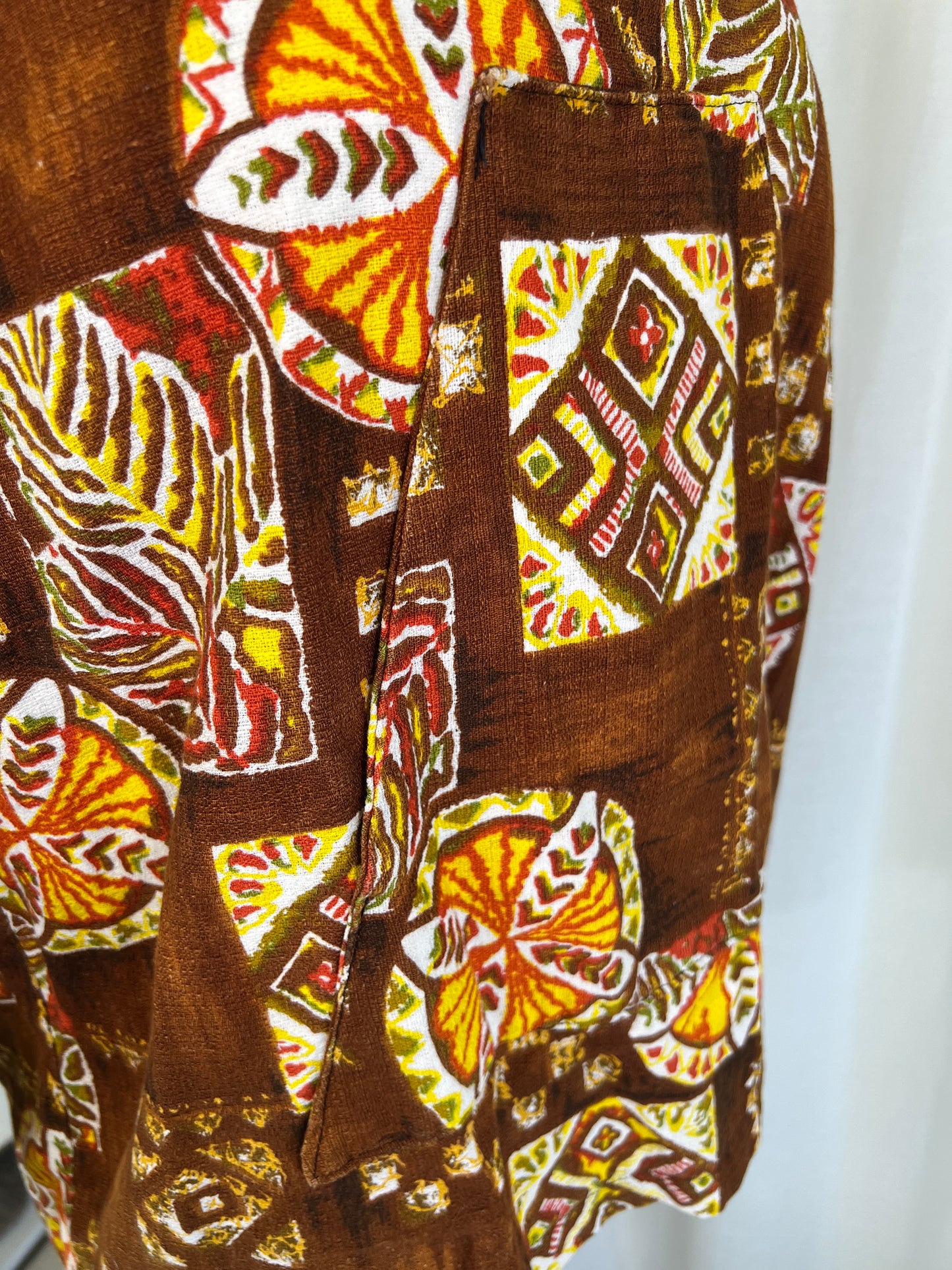 1960's Terrible Herm Original Brown & Orange Hawaiian Blouse