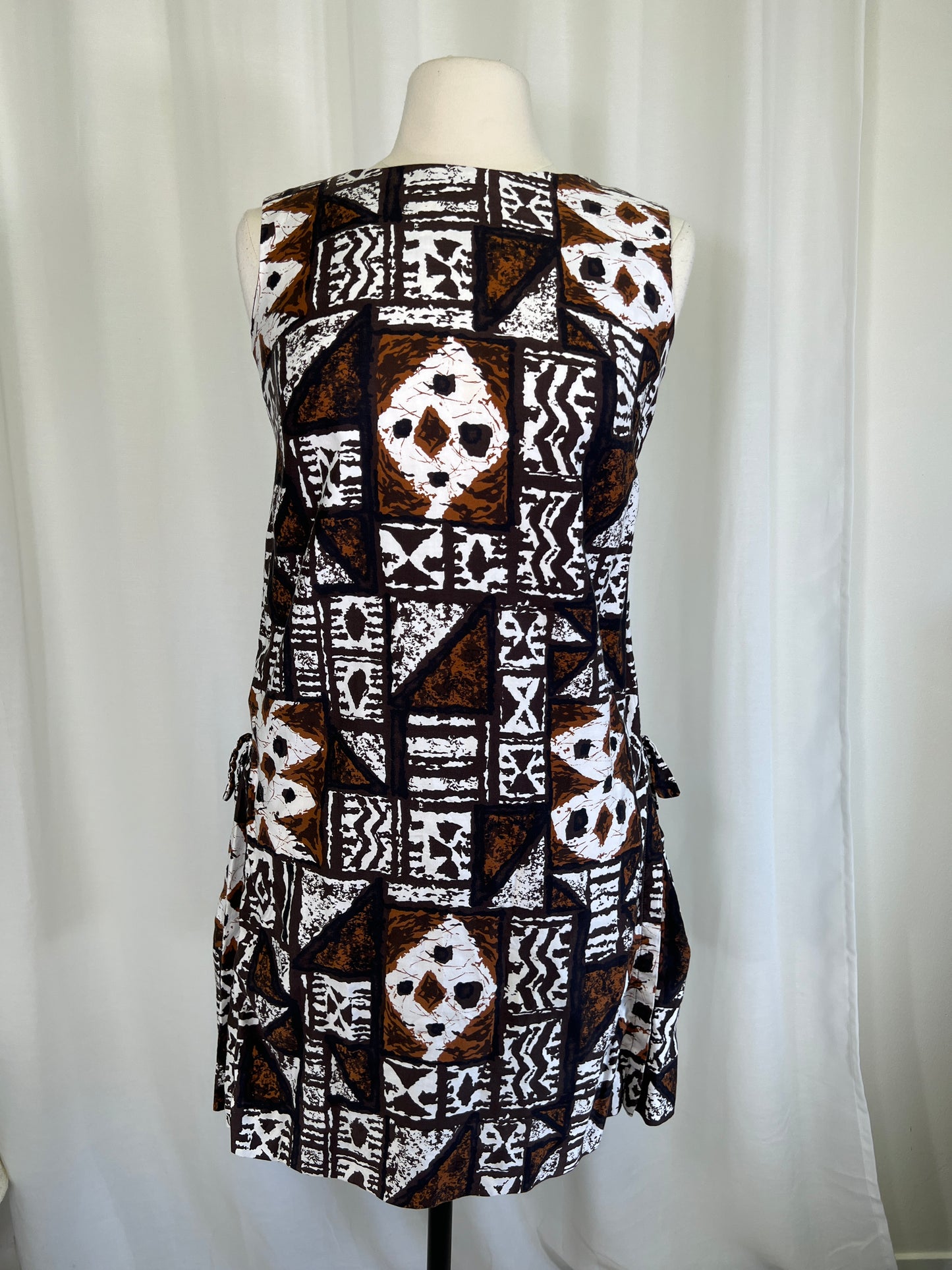 1960's Royal Hawaiian Brown Shift Dress