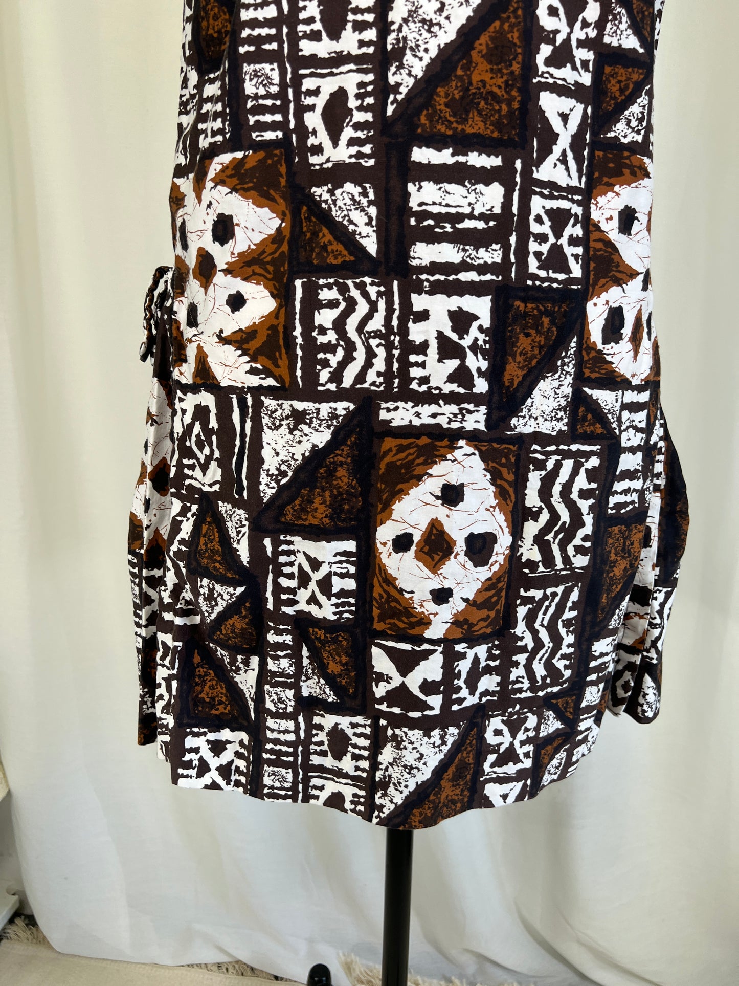 1960's Royal Hawaiian Brown Shift Dress