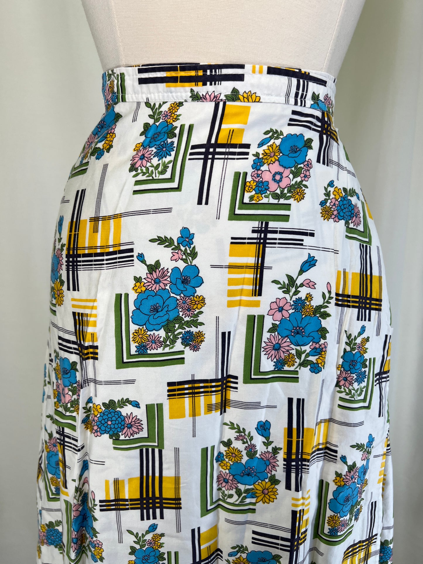 1960's Flowers & Lines Wrap Skirt