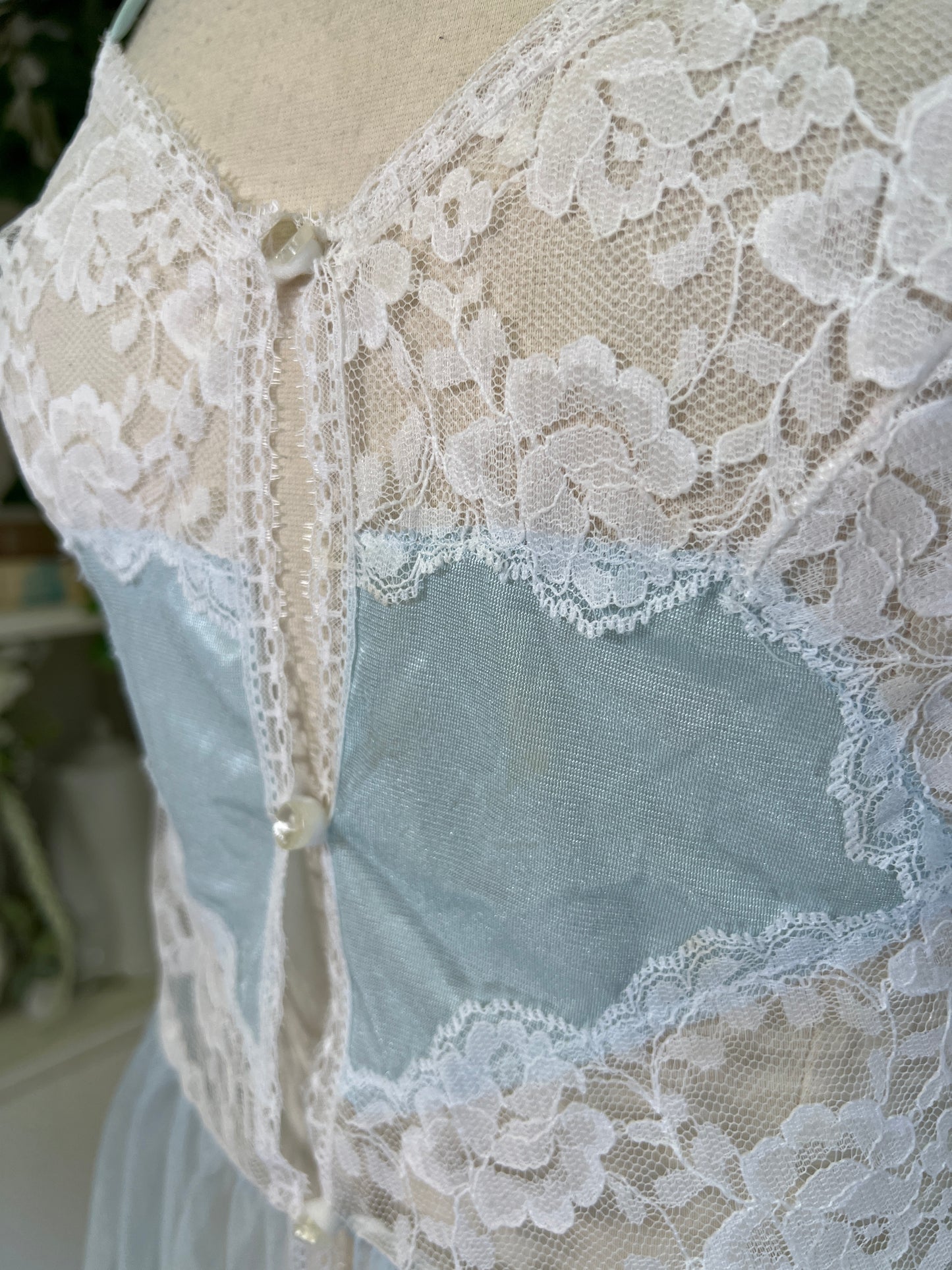 1980's Baby Blue & Lace Bonne Nuit Lingerie Set