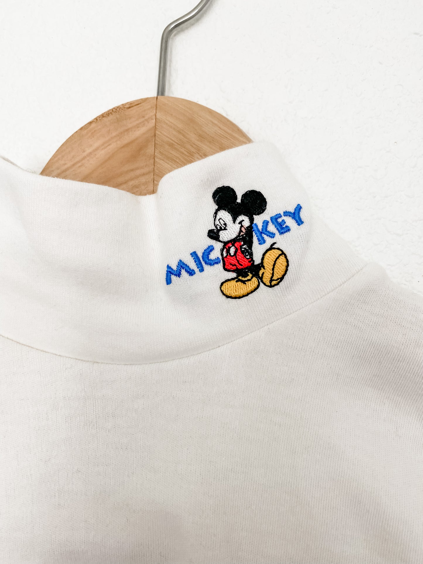 Mickey Under Sweater Dicky