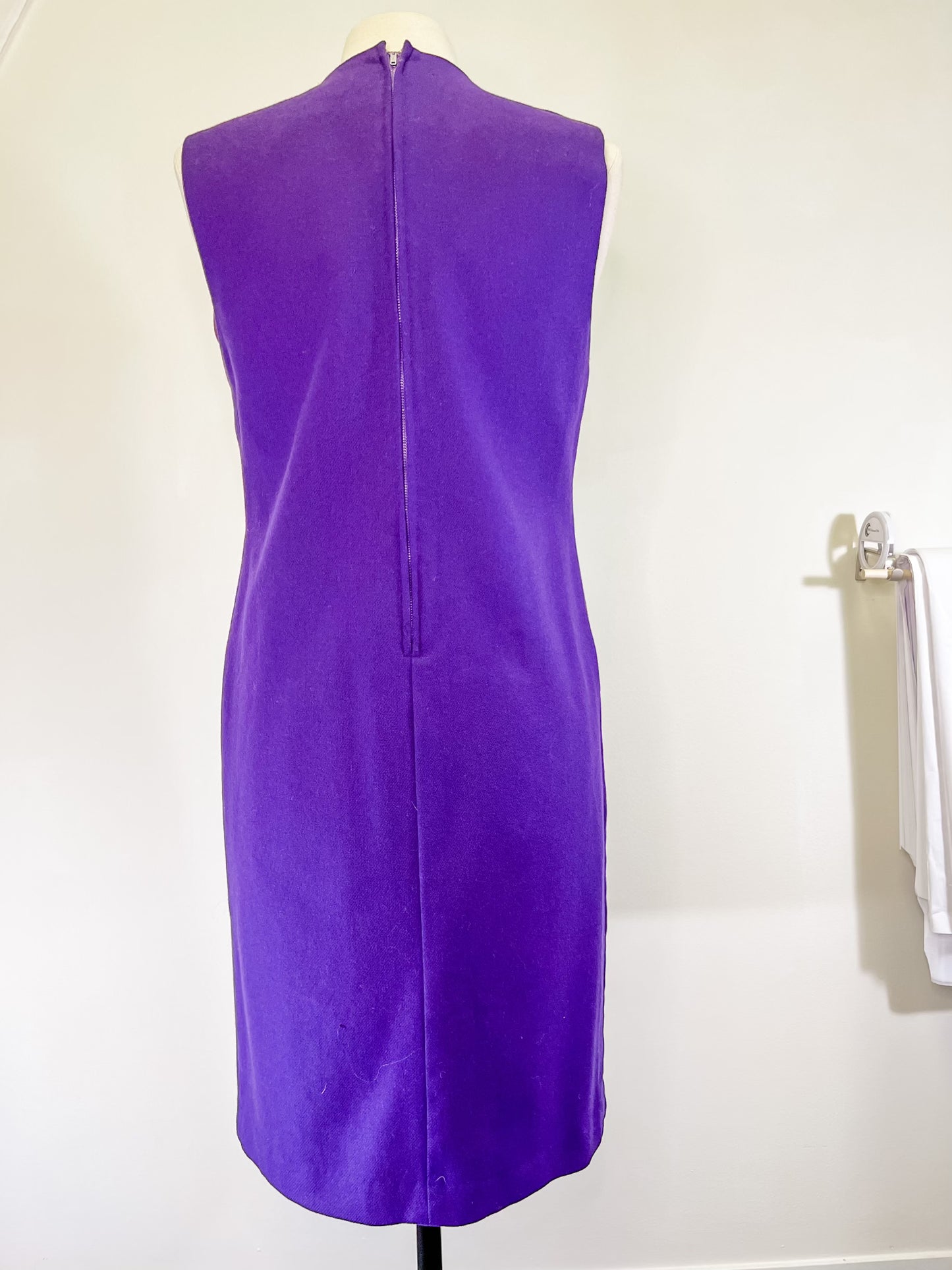 70s Purple Deep-V Shift Dress