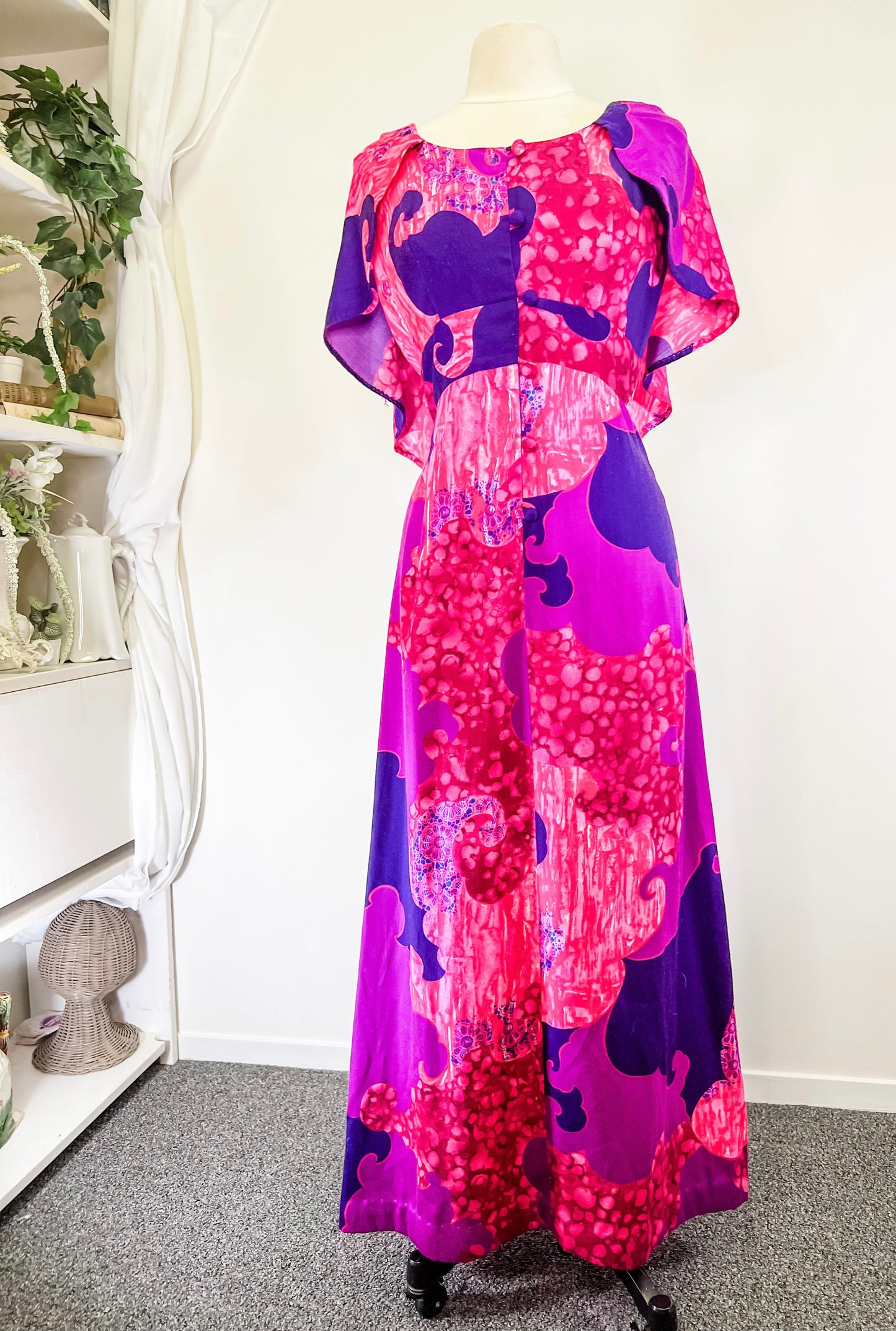 70s Mildred’s Psychedelic Hawaiian Print Gown