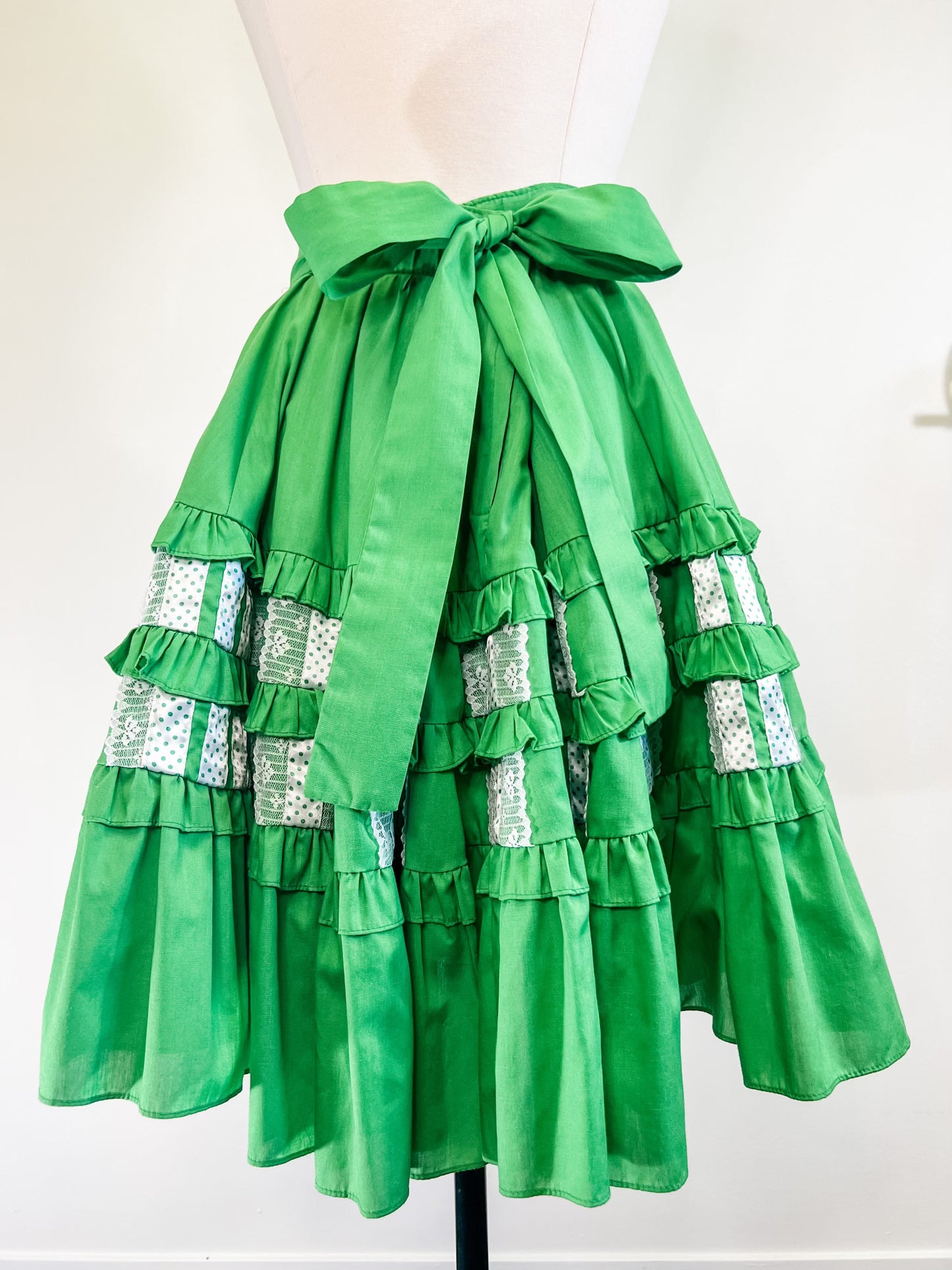 70s Green and White Ruffled ruffled Skirt