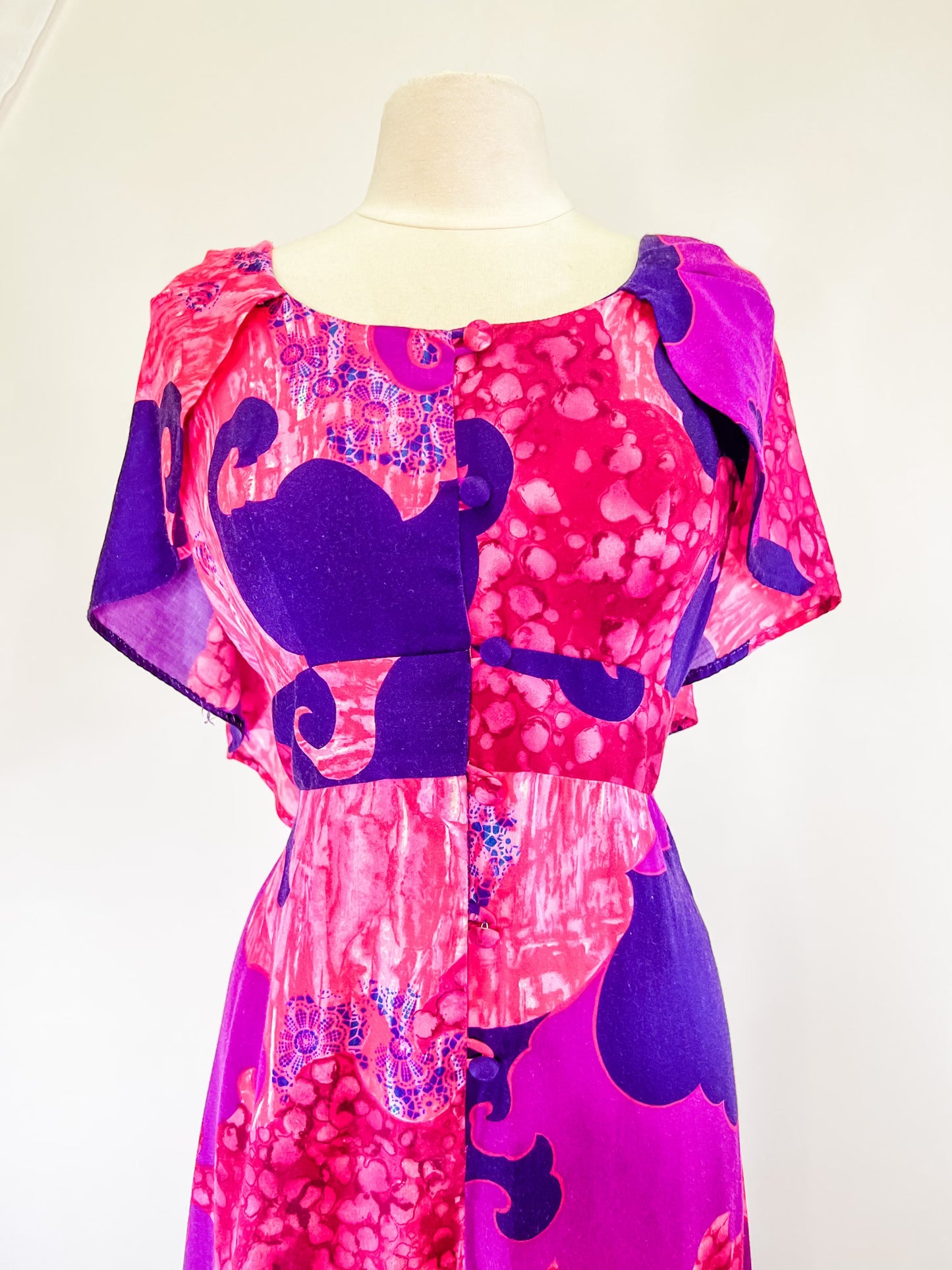 70s Mildred’s Psychedelic Hawaiian Print Gown